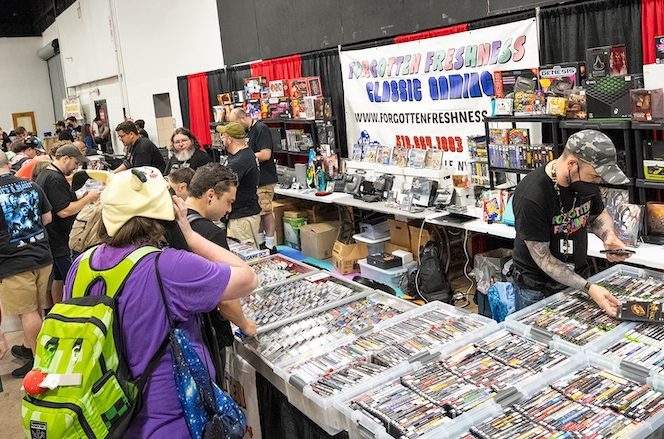Marketplace Image for Homepage Idea 1 Marketplace area at TooManyGames showcasing vendors and merchandise
